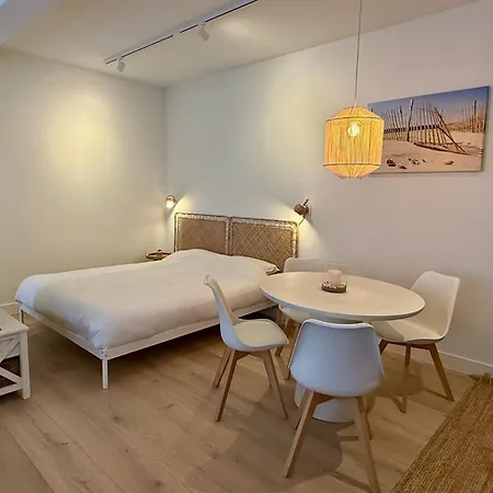 Apartment Summertime